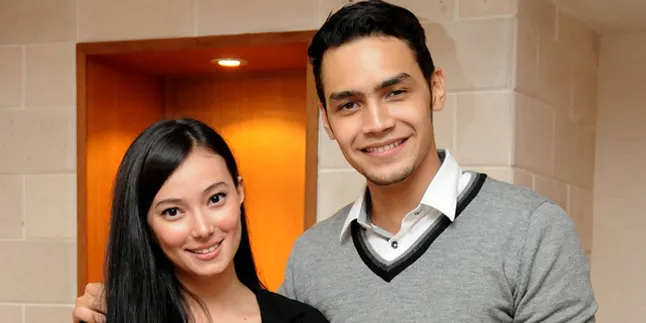 Asmirandah dan Jonas Rivanno Tidak Bisa Rujuk Lagi Asmirandah dan Jonas Rivanno Tidak Bisa Rujuk Lagi