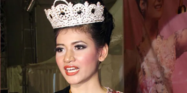 Asry Nofalya Kamalin Wakili Jatim di Puteri Indonesia 2012