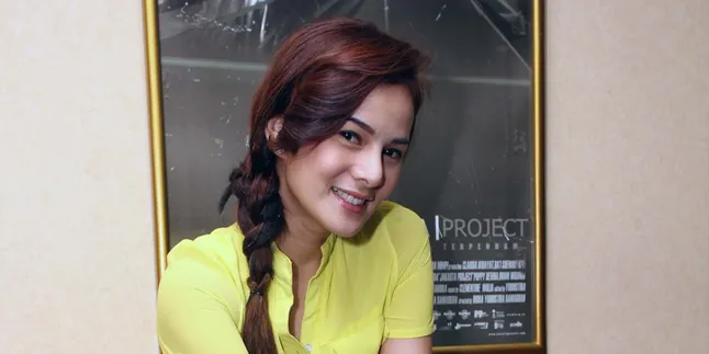 Astrid Tiar: Kalau Mau 100 Persen di Entertainment, Jangan Nikah Astrid Tiar: Kalau Mau 100 Persen di Entertainment, Jangan Nikah