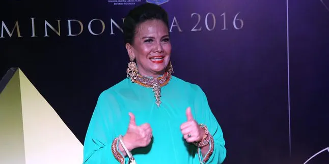 Atur Pola Makan Bergizi, Christine Hakim Rajin Konsumsi Buah