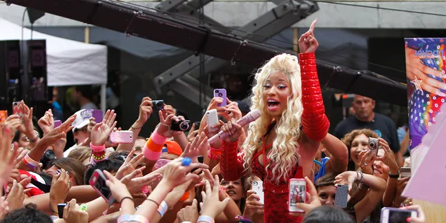 [Audio] Ibu Nicki Minaj Ternyata Mahir Ciptakan Lagu Juga!