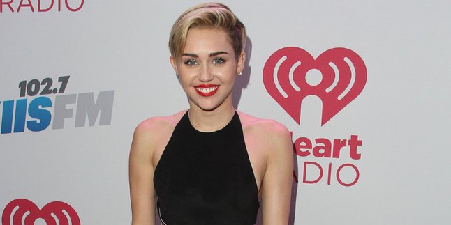 [Audio] Lagu Baru Miley Cyrus, 'Ucapan Perpisahan Terakhir'