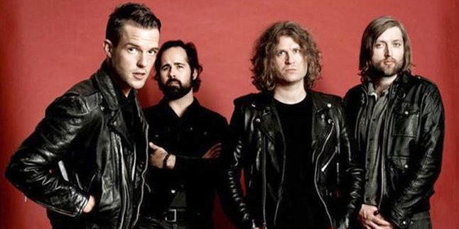 [Audio] Rayakan 10 Tahun, The Killers Rilis 'Shot At The Night'