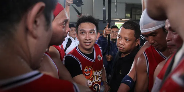 Augie Fantinus Ingin Ada Penerus Seleb Penyuka Basket Augie Fantinus Ingin Ada Penerus Seleb Penyuka Basket