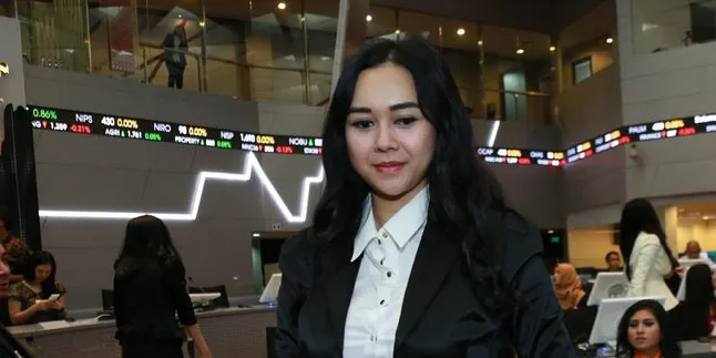 Aura Kasih Harap Tak Ada Anarki di Demo 4 November Aura Kasih Harap Tak Ada Anarki di Demo 4 November