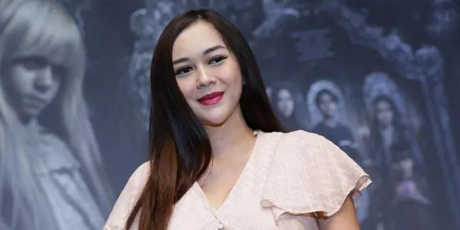 Aura Kasih Jual Barang Branded Buat Beli Binatang Peliharaan, Alasannya Bijak Banget