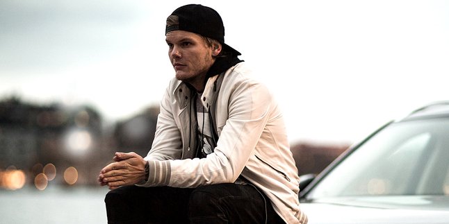 Avicii Meninggal Karena Bunuh Diri Dengan Pecahan Kaca?