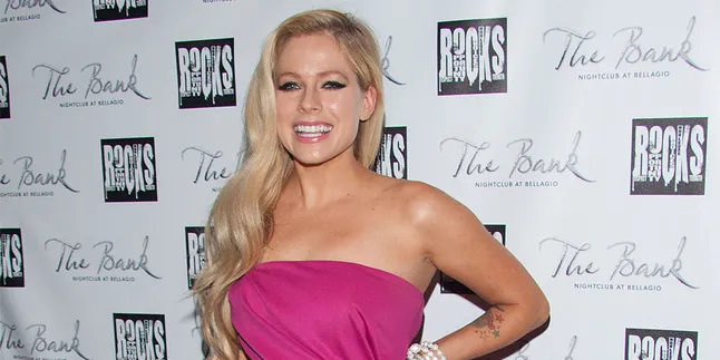 Avril Lavigne Umumkan Judul Lagu Baru, Ada Yang Spesial!