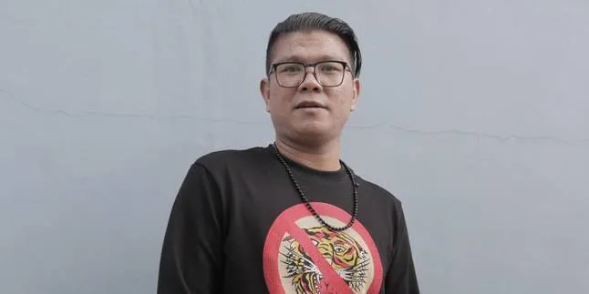 Awal Disebut 'Babang Tamvan' Andika Mahesa Malah Sakit Hati dan Tersinggung Awal Disebut 'Babang Tamvan' Andika Mahesa Malah Sakit Hati dan Tersinggung