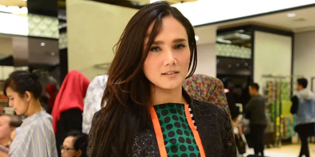 Awal Memulai 'Cilok Muncrat', Mulan Jameela Nggak Makan 2 Hari! Awal Memulai 'Cilok Muncrat', Mulan Jameela Nggak Makan 2 Hari!