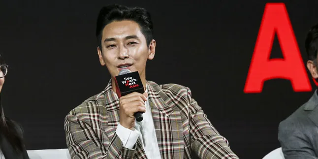 Awalnya Ingin Gandeng Song Joong Ki, Apa Alasan Joo Ji Hoon Dipercaya Main 'KINGDOM'? Awalnya Ingin Gandeng Song Joong Ki, Apa Alasan Joo Ji Hoon Dipercaya Main 'KINGDOM'?