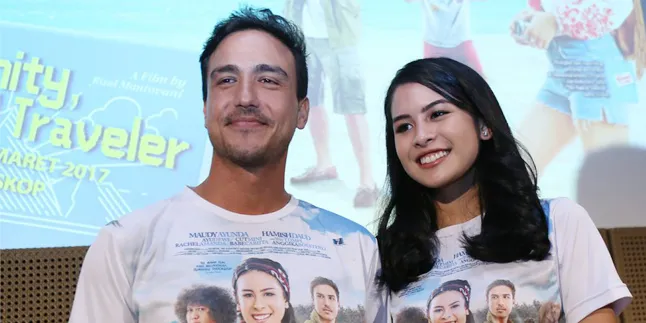Awkward Moment! Maudy Ayunda Bikin Hamish Daud 'Lupakan' Raisa Awkward Moment! Maudy Ayunda Bikin Hamish Daud 'Lupakan' Raisa
