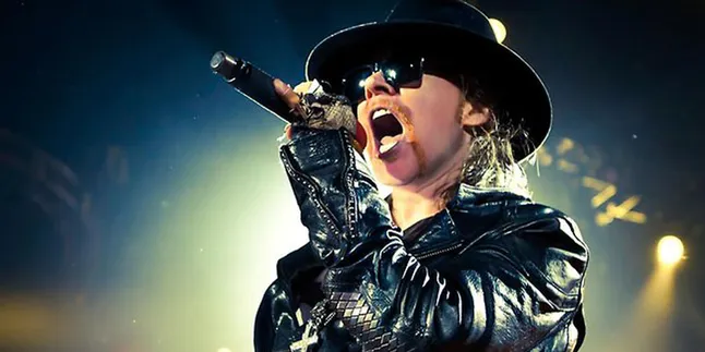 Axl Rose Ingin Membeli Seekor Macan?