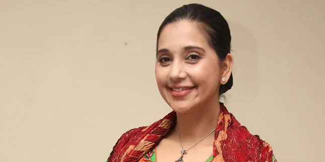 Ayu Azhari Dapat Pengalaman Spiritual Saat Umroh