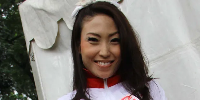 Ayu Dewi Masih Lemas Pasca Persalinan