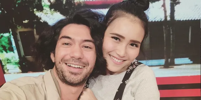 Ayu Ting Ting Mimpikan Main Film Bareng Reza Rahadian