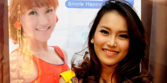 Ayu Ting Ting Namakan Anaknya Debay