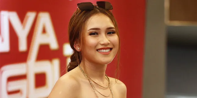 Ayu Ting Ting Ogah Anaknya Jadi Artis Cilik, Ini Alasannya