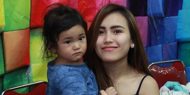 Ayu Ting Ting Paling Kesal Ketika Orang Tuanya Diserang Haters