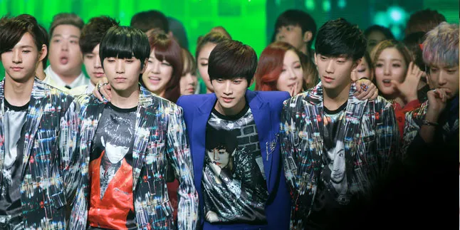 B1A4 Ingin ke Monas dan TMII