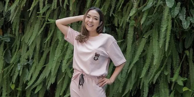 Baby Shower Mewah Bareng Teman-Teman, Gisella Anastasia Pastikan Semua Sesuai Prokes Baby Shower Mewah Bareng Teman-Teman, Gisella Anastasia Pastikan Semua Sesuai Prokes