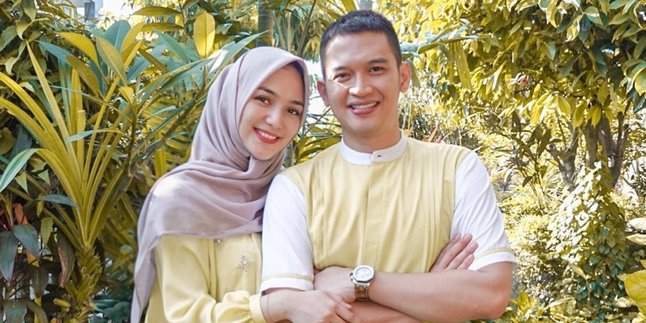 Babymoon to Jogjakarta, Citra Kirana and Rezky Aditya Buy E-Toll Worth IDR 1.5 Million