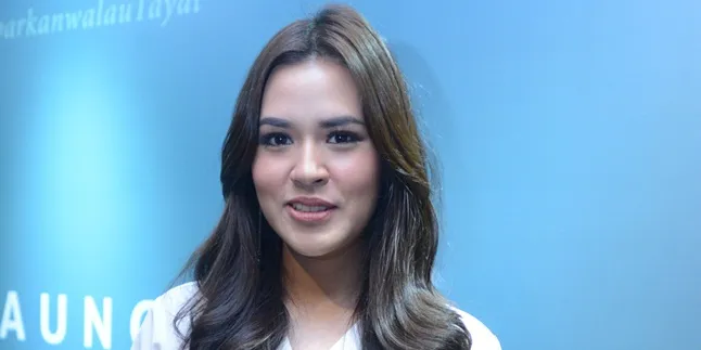 Baca Surat Ar Ra'd Beserta Artinya, Raisa Menangis Baca Surat Ar Ra'd Beserta Artinya, Raisa Menangis