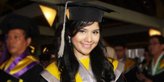 Bagaimana Cara Annisa Pohan Atasi Stress?