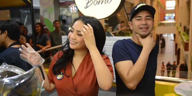 Bagi Tugas, Raffi Ahmad - Nagita Slavina Seimbangkan Waktu Berbisnis dan Keluarga