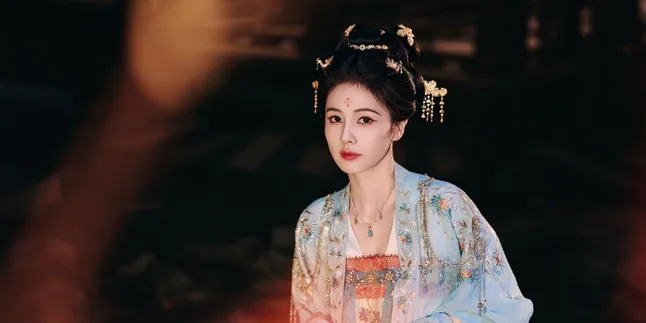 Bai Lu Rumored to Star in Costume Drama Again