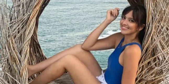 Bak ABG Banget, Nia Ramadhani Keliling Mall Sampai Mau Tutup - Nunggu Mobil Sambil Lesehan di Parkiran