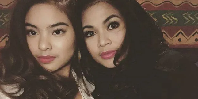 Bak Millenial, Puti Soekarno Seru-Seruan Foto Pakai Filter Bareng Anak!