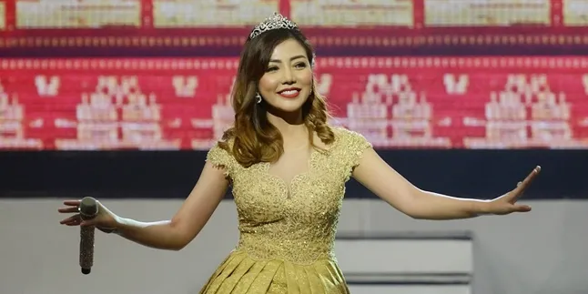 Bakal Dicerai Suryono, Bella Shofie Tegar dan Tetap Goyang Bakal Dicerai Suryono, Bella Shofie Tegar dan Tetap Goyang