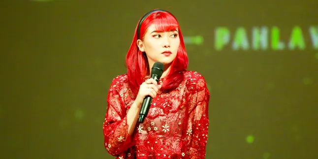 Bakal Duet dengan Iwan Fals di Malam Puncak HUT SCTV 33 XtraOrdinary, Isyana Sarasvati: Kali Ini Lebih Romansa Bakal Duet dengan Iwan Fals di Malam Puncak HUT SCTV 33 XtraOrdinary, Isyana Sarasvati: Kali Ini Lebih Romansa