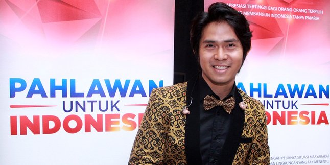 Bakal Rilis Album di 2016, Cakra Khan Tampil Dengan Rambut Baru