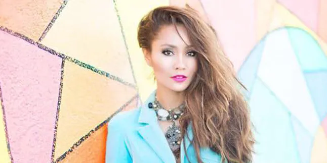 Balik ke Indonesia, Produser & Style Blogger ini Ada Misi Khusus