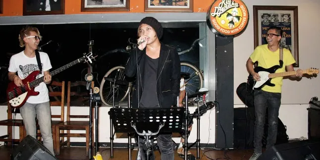 Band Favorit J-Rocks Tak Selalu Dari Jepang, Ini Contohnya... Band Favorit J-Rocks Tak Selalu Dari Jepang, Ini Contohnya...