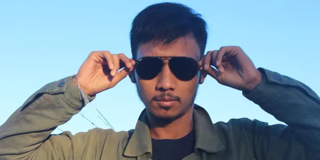 Bang Keling, Selebgram yang Mencuri Perhatian Netizen dengan Gayanya yang Berkelas