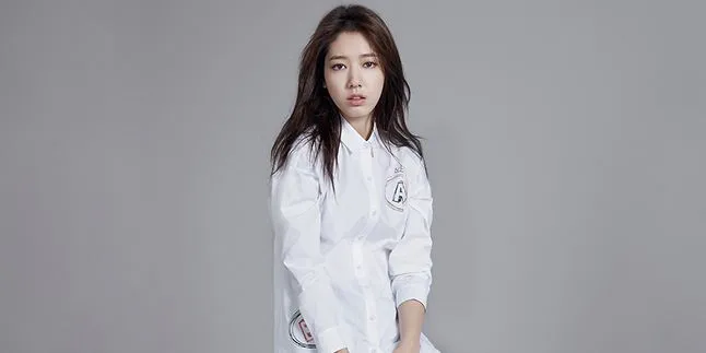 Banjir Pujian, Park Shin Hye Tampil Rupawan Bak Malaikat Bersayap Banjir Pujian, Park Shin Hye Tampil Rupawan Bak Malaikat Bersayap