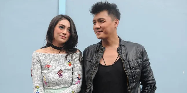 Bantah Ibunya, Celine Evangelista Akui Nikah Resmi Dengan Dirly