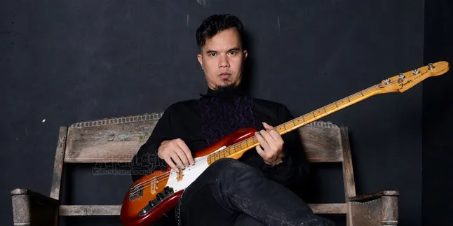 Bantah Nazar, Ahmad Dhani Ngaku Cinta Kelaminnya Bantah Nazar, Ahmad Dhani Ngaku Cinta Kelaminnya