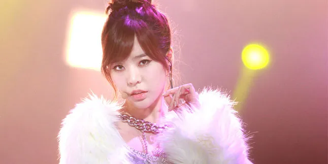 Banyak Member SNSD Pacaran, Ini Curhatan Si Jomblo Sunny Banyak Member SNSD Pacaran, Ini Curhatan Si Jomblo Sunny