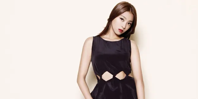 Banyak Selebriti Pacaran, Bora Sistar Punya Kekasih Juga?