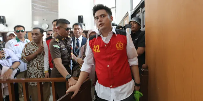 Barbie Kumalasari Tak Datang Sidang Perdana Galih Ginanjar, Ini Penyebabnya