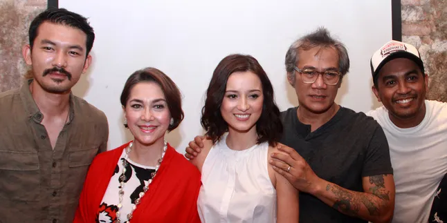 Bareng FILOSOFI KOPI, Rio Dewanto Siapkan Kejutan di Popcon Asia Bareng FILOSOFI KOPI, Rio Dewanto Siapkan Kejutan di Popcon Asia