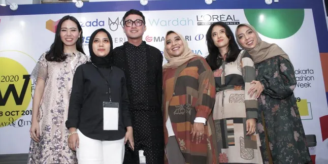 Barli Asmara Sukses Manjakan Mata di JFW 2020