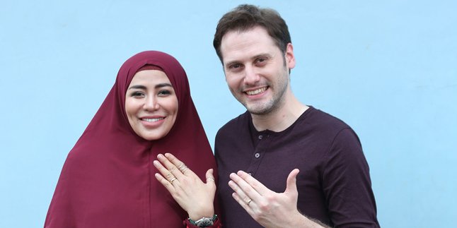Just 1 Month Married, Cinta Penelope Confides that She Has Been Hit by Multiple Trials