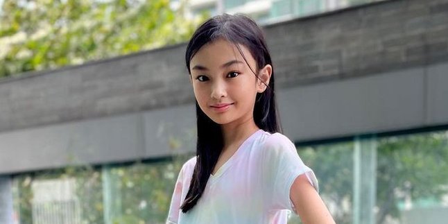 Only 12 Years Old, Michelle Hadip Attracts Attention Through Works at Jogja Fashion Week 2021