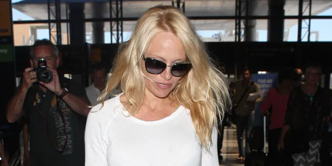 Baru Gugat Cerai, Pamela Anderson Putuskan Rujuk? Baru Gugat Cerai, Pamela Anderson Putuskan Rujuk?