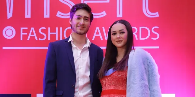 Baru Jadi Mualaf, Aura Kasih Ungkap Suaminya Sudah Rajin Berpuasa